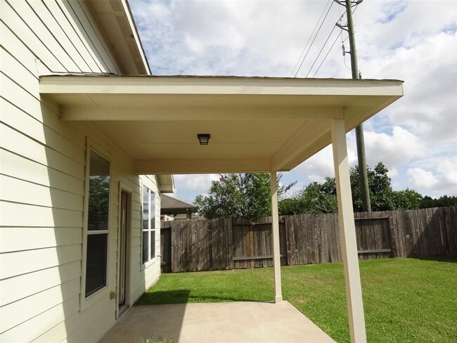 Building Photo - 2535 Marquette Trail