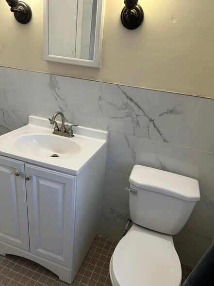 Building Photo - 8898 Prest St