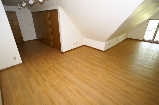 Bedroom - Wellesley Place