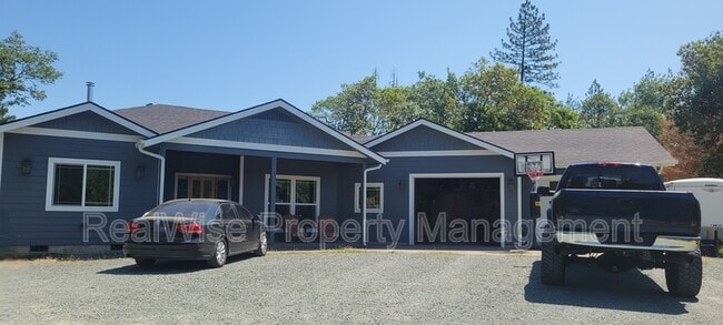 Primary Photo - 235 Needlewood Dr
