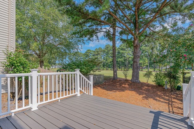 Building Photo - Immaculate 3bedroom 2.5 Townhouse on Kempsville Green Gold Couse