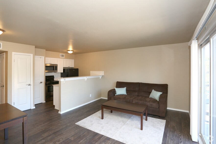 The Terraces at Lakehurst 7908 Hemingford Ct Oklahoma City OK 73120