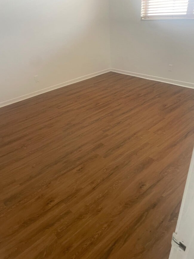 Building Photo - 2571 Aragon Blvd