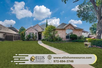 Building Photo - Spacious 4-Bedroom Home with Open Floor Plan in Plano