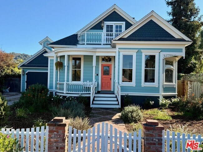 Primary Photo - 370 Main St