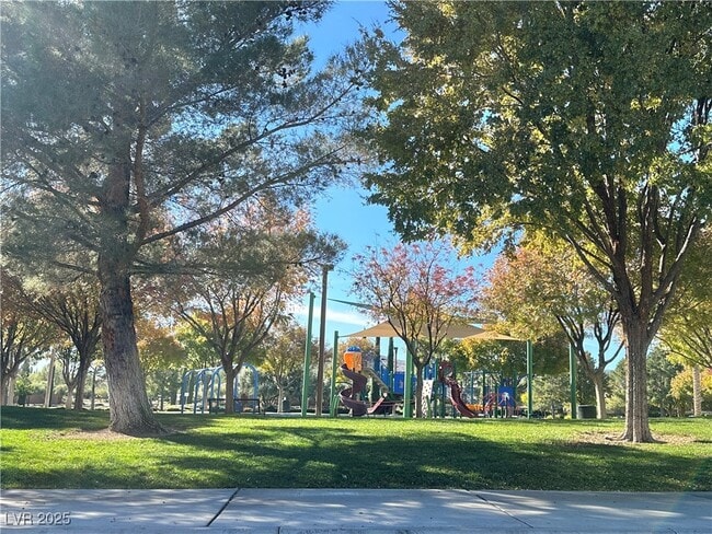 Building Photo - 858 La Sconsa Dr