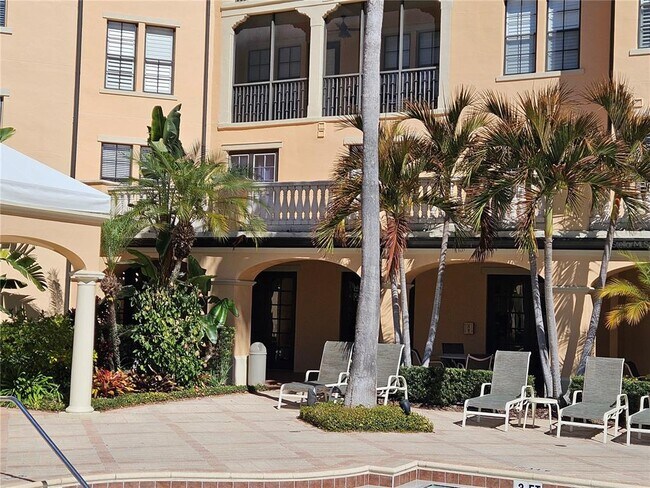 Building Photo - 501 Mirasol Cir