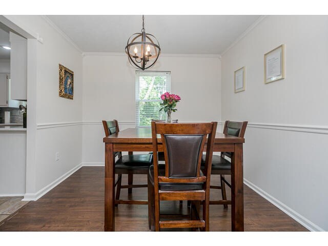 Building Photo - 4061 Melrose Dr