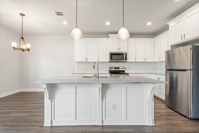 Building Photo - 129 Diamond Head Dr