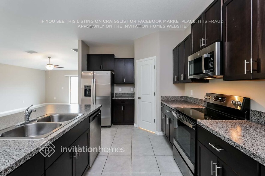 Building Photo - 1457 Flower Dust Dr