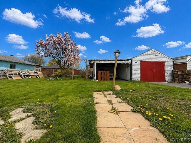 Building Photo - 3225 Belden Pl
