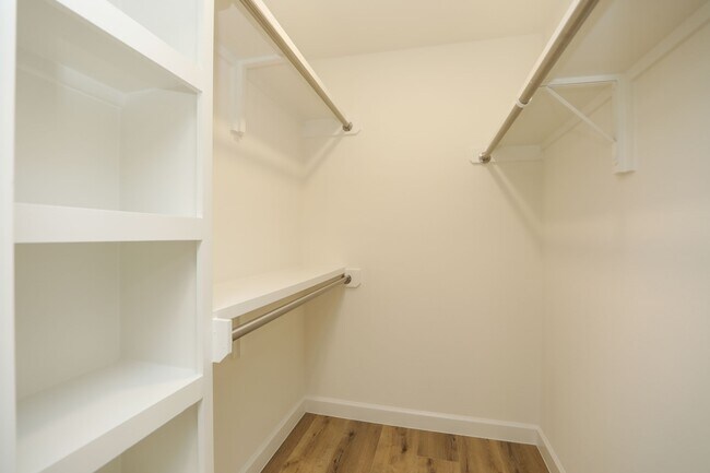 Building Photo - 1115 Augusta Dr