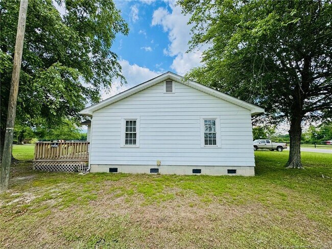 Building Photo - 233 S Broadridge Rd