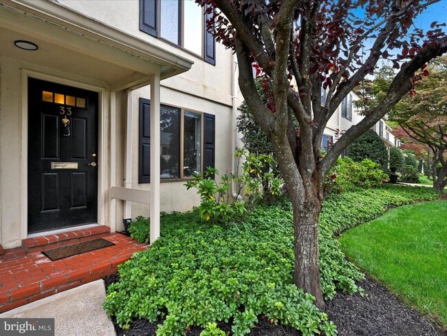 Building Photo - 411 Conestoga Rd