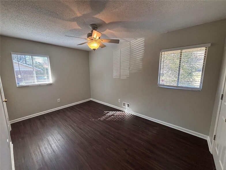 Building Photo - 8117 Attleboro Dr