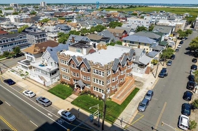 Building Photo - 5003 Atlantic Ave