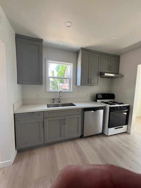 Building Photo - 414 N Glenwood Pl