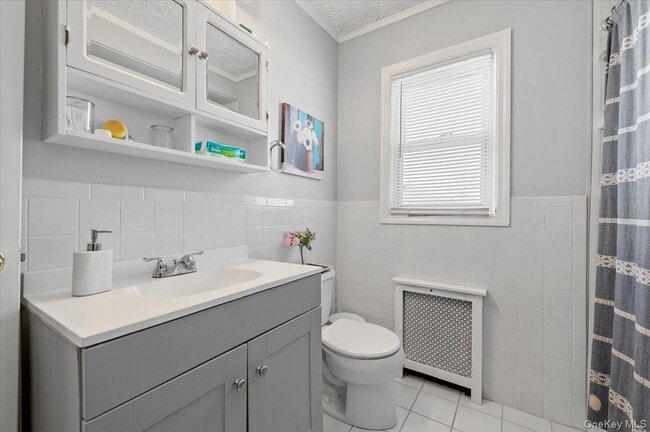 Building Photo - 316 S 3rd St