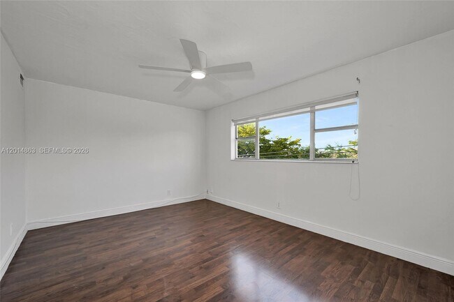 Building Photo - 250 Layne Blvd