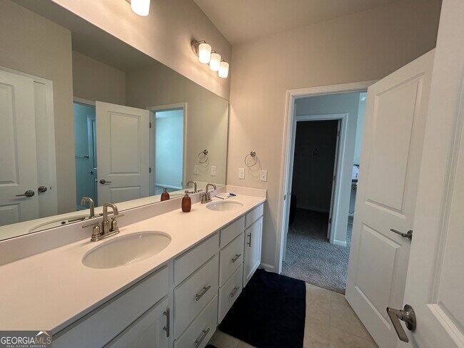 Building Photo - 8525 Tennyson Trce