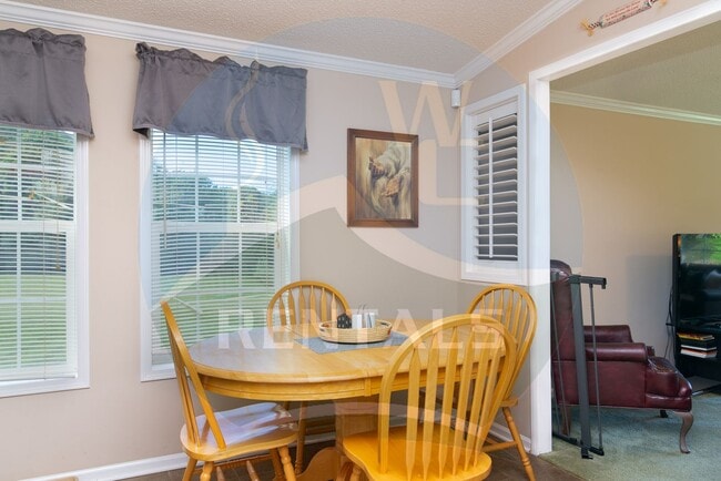 Building Photo - 4 bedroom 2 bath Double-Wide Trailer tastefully decorated and fully furnished available 12/1/25  ...