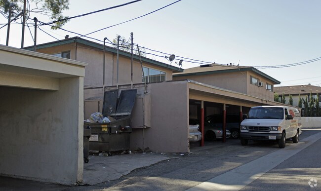 Building Photo - 479 Richland St