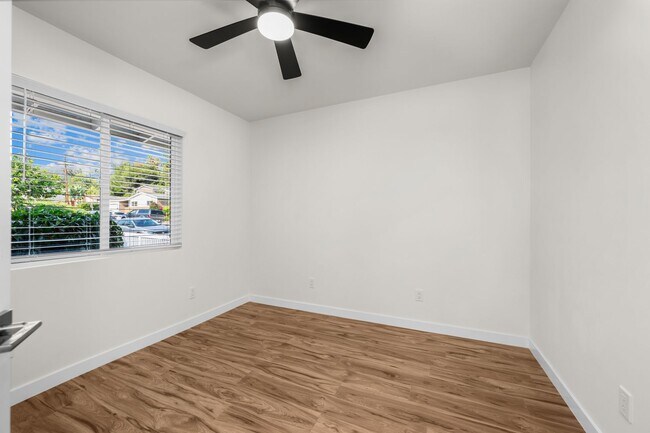 Building Photo - 4922 Tierra Baja Way