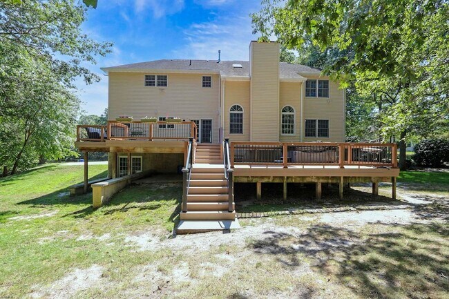 Building Photo - 113 Lighthouse Ln