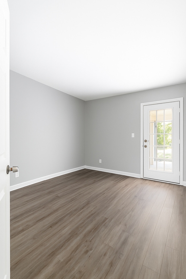 Building Photo - 2 Bedroom, 2 Full Bathroom Condo in Western Branch