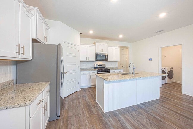 Building Photo - 13766 Antler Hl Rd