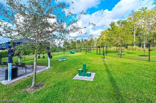Building Photo - 28496 Burano Dr