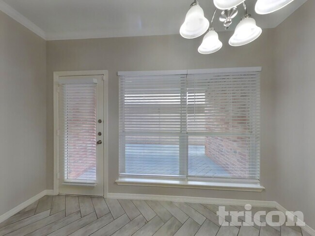 Building Photo - 6855 Tournament Dr