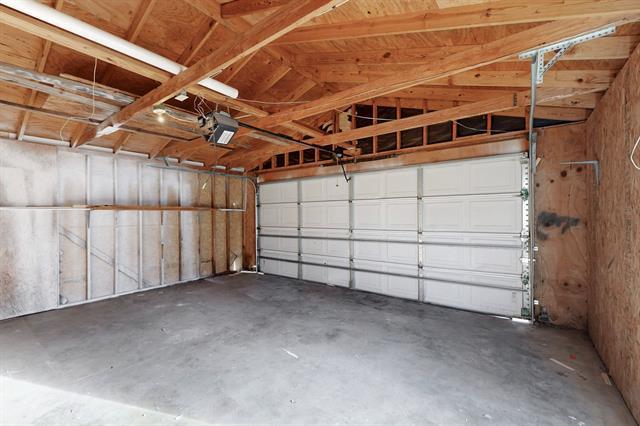 Building Photo - 2802 N Masters Dr