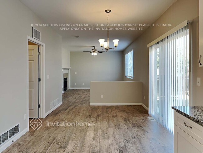 Building Photo - 7644 Dobbs Dr