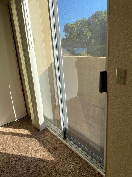 Balcony - 7134 Amigo Ave