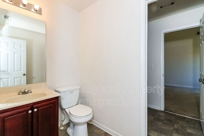 Building Photo - 4412 Sublime Trail