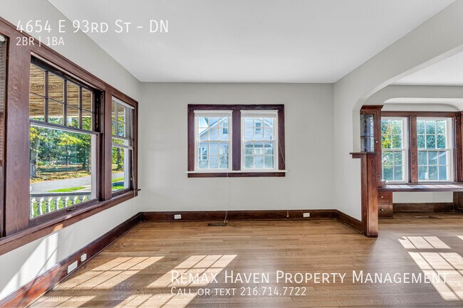 Building Photo - 4654 E 93rd St