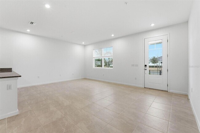 Building Photo - 4268 Sadler Rd