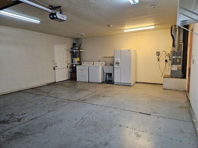 Building Photo - 221 Rector Ln