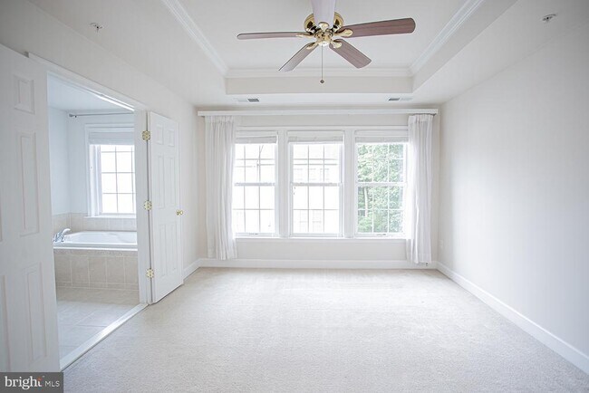 Building Photo - 12910 Ethel Rose Way