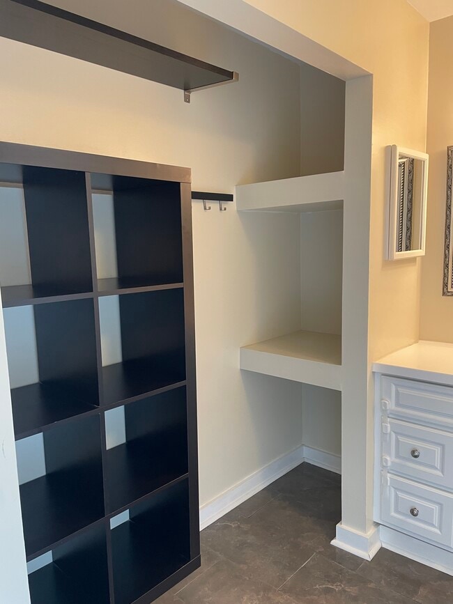 Building Photo - 7527 Broken Staff