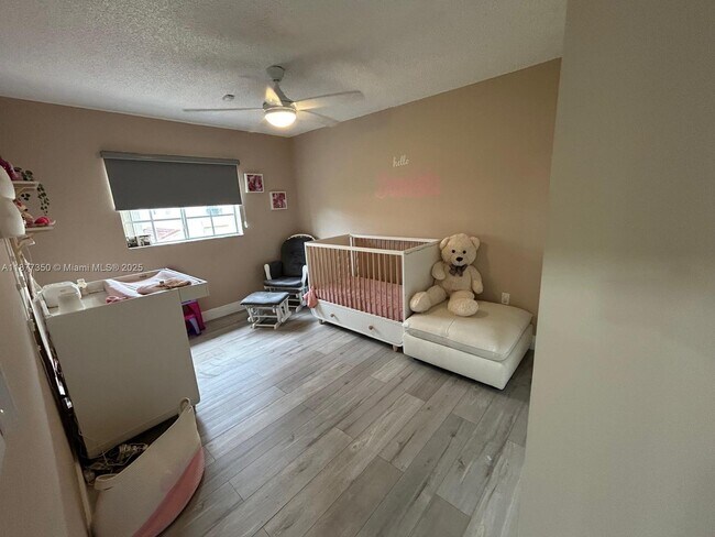 Building Photo - 15852 SW 68th Terrace