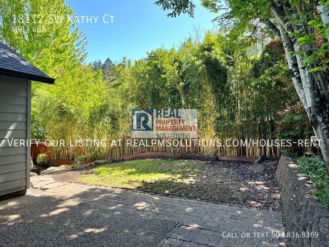 Building Photo - 18112 SW Kathy Ct