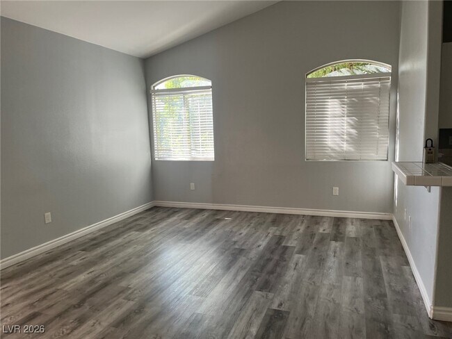 Building Photo - 1300 S Arlington St