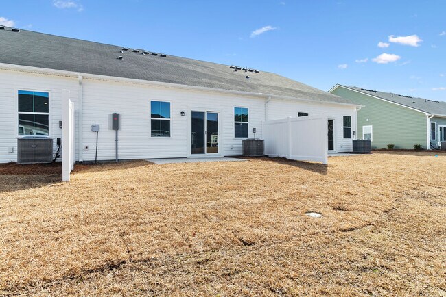 Building Photo - 173 Hoffman Townhome