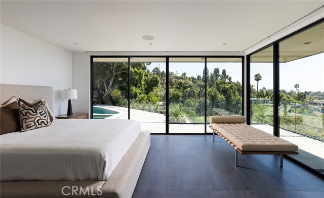 Building Photo - 9015 Alto Cedro Dr