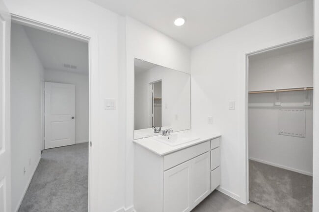 Building Photo - 3096 Sunset Glory Dr