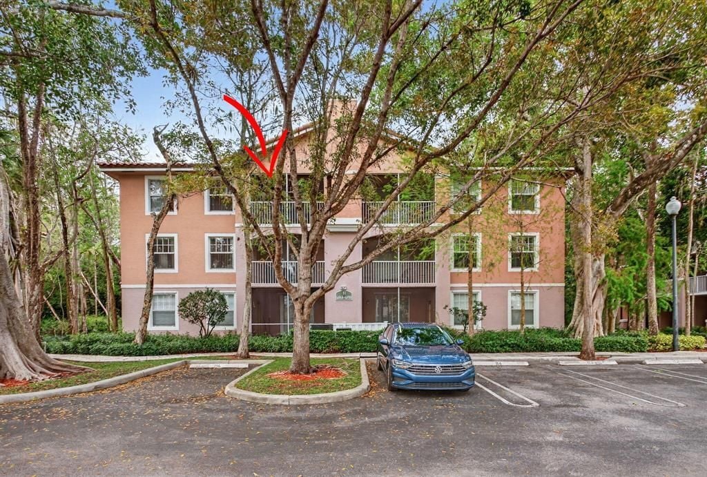 Building Photo - 6890 W Sample Rd