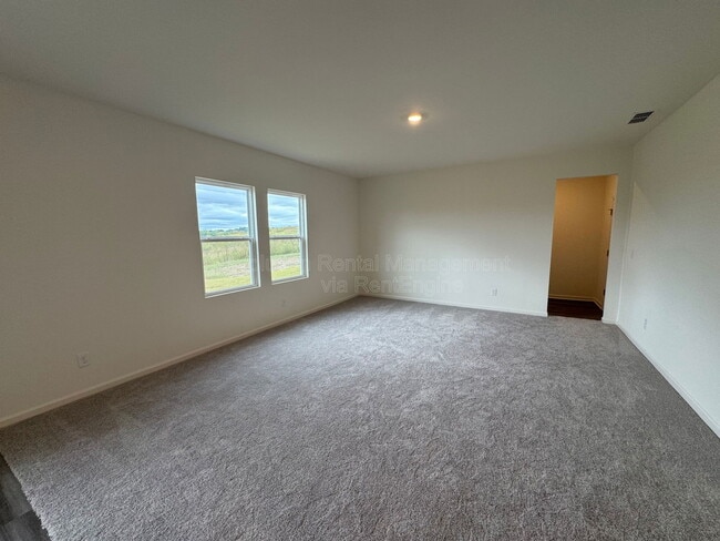 Building Photo - 26 Otway Lp