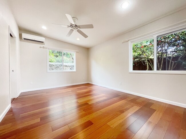Building Photo - Pet Friendly Kailua Home with Pool, Waterf...